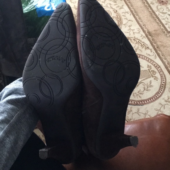 Kenneth Cole Brown side zip boots - Picture 3 of 4